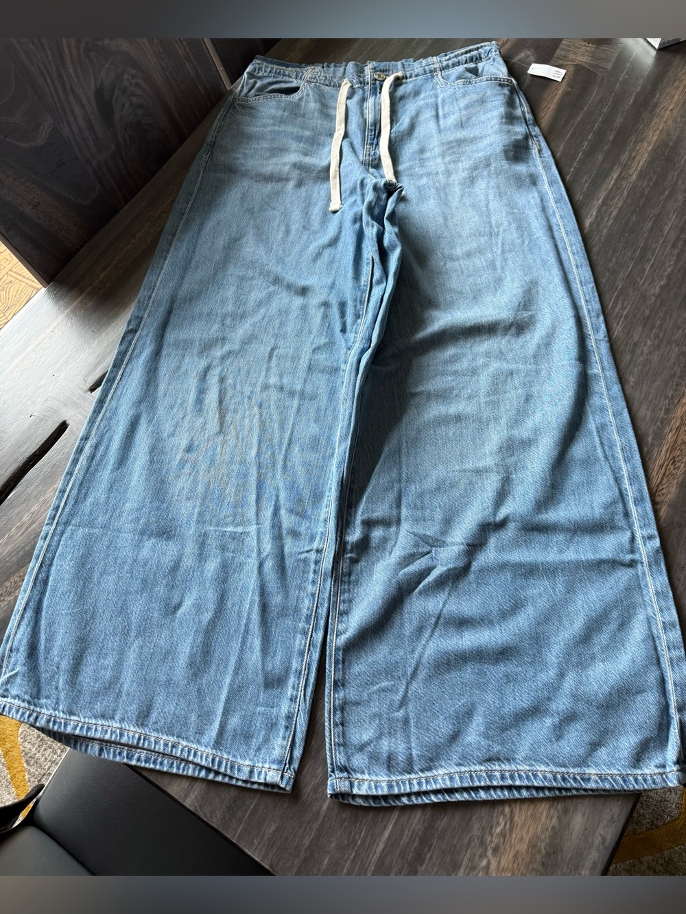 NWT Gap M Superlight Pull-On Baggy